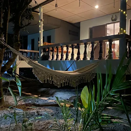 Jungle House Apartment